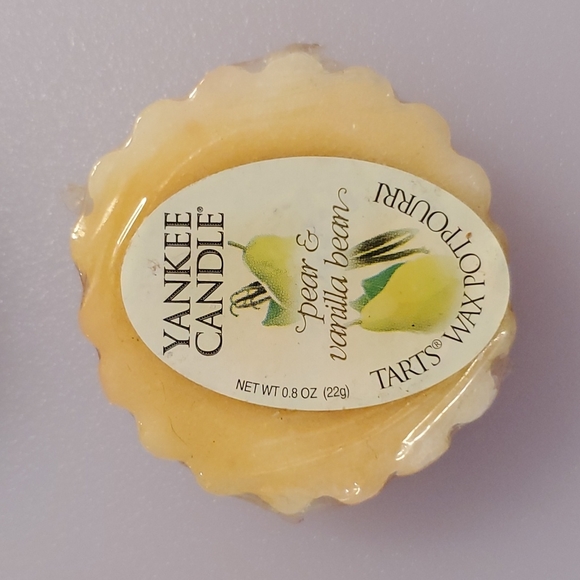 Lot of 4 Yankee Candle wax tarts pear  vanilla bean sugar cane vanilla - Picture 3 of 4